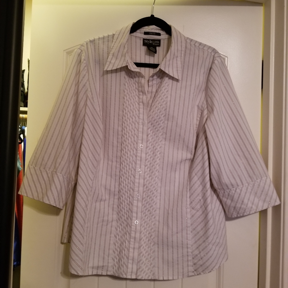 White 3/4 sleeve blouse